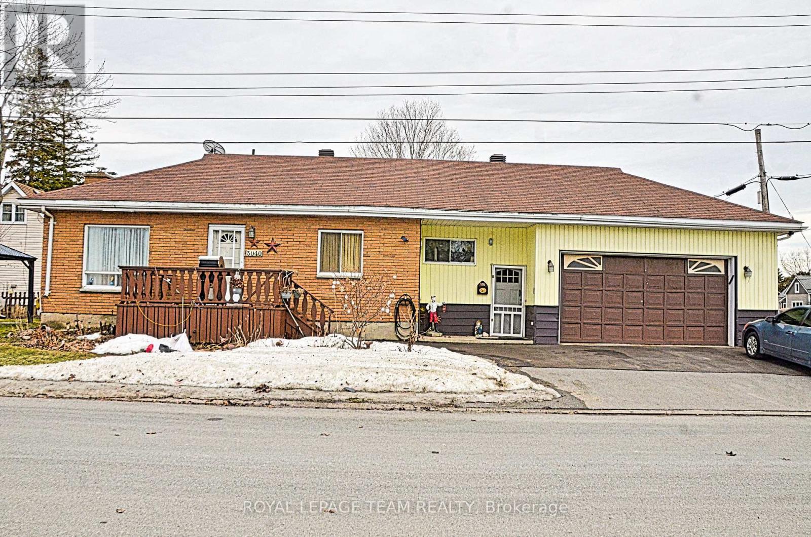 3040 Walker Street, Edwardsburgh/cardinal, Ontario  K0E 1E0 - Photo 1 - X12898338