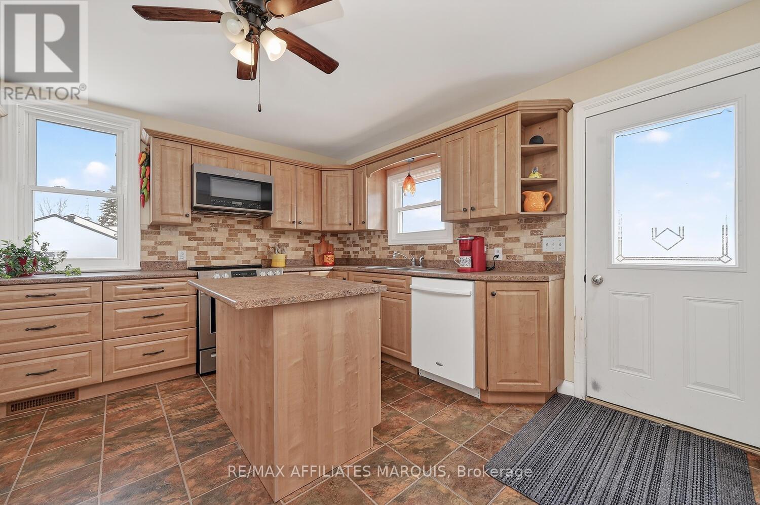 477 Hwy 29 Road, Rideau Lakes, Ontario  K7A 4S5 - Photo 18 - X12898346