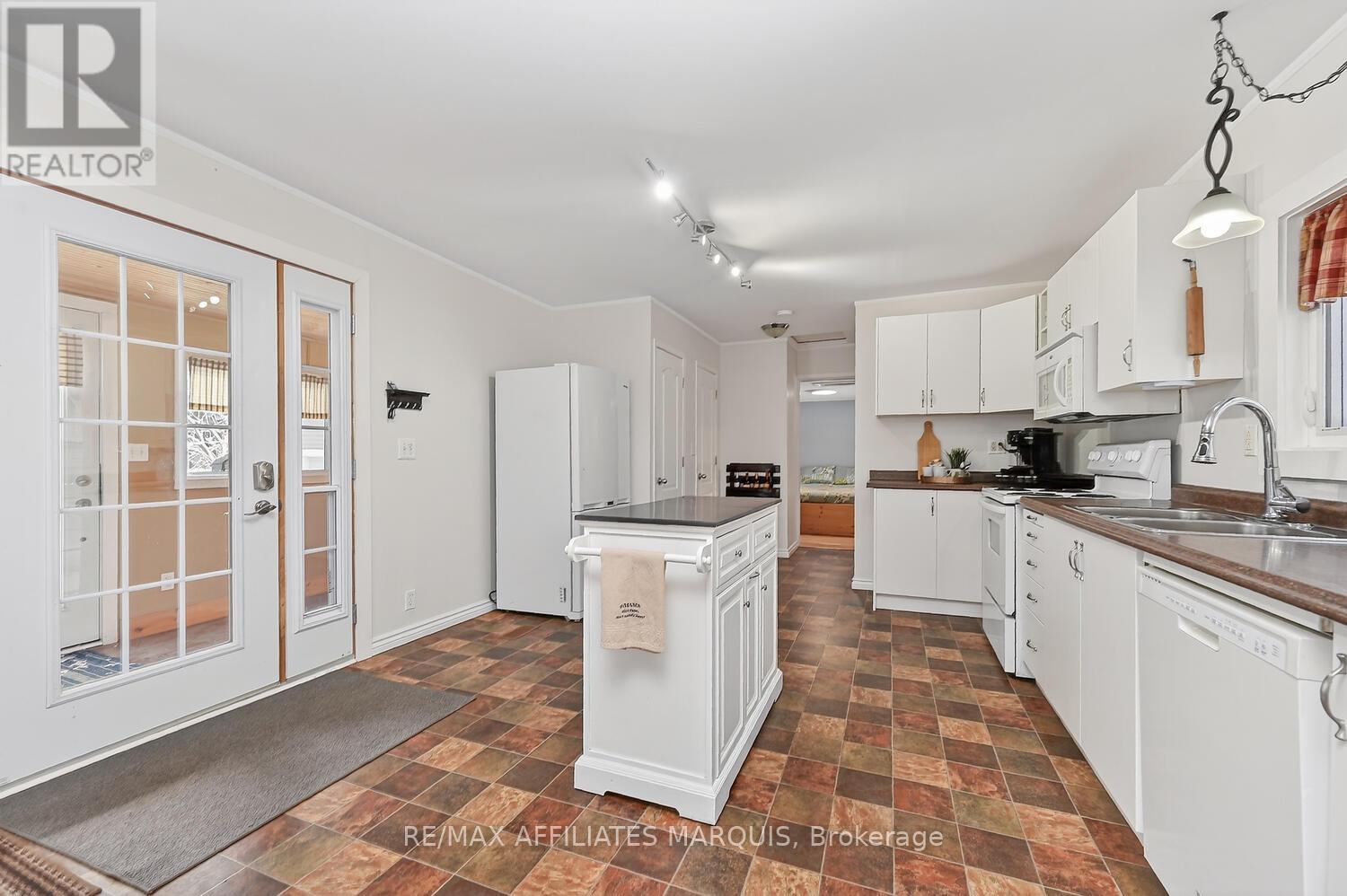 23 Alfred Street, Smiths Falls, Ontario  K7A 4H7 - Photo 10 - X12898352