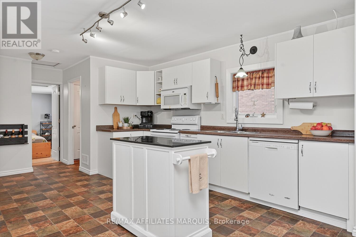 23 Alfred Street, Smiths Falls, Ontario  K7A 4H7 - Photo 13 - X12898352