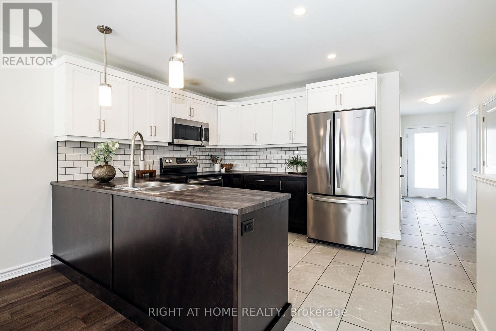 927 Leishman Drive, Mississippi Mills, Ontario  K0A 1A0 - Photo 13 - X12898374