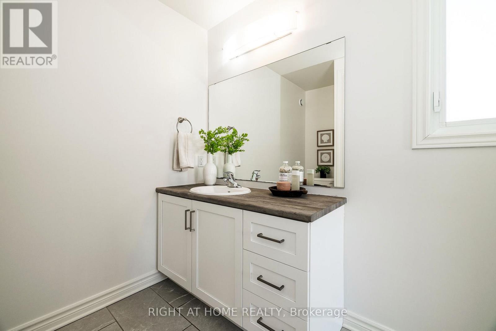 927 Leishman Drive, Mississippi Mills, Ontario  K0A 1A0 - Photo 24 - X12898374