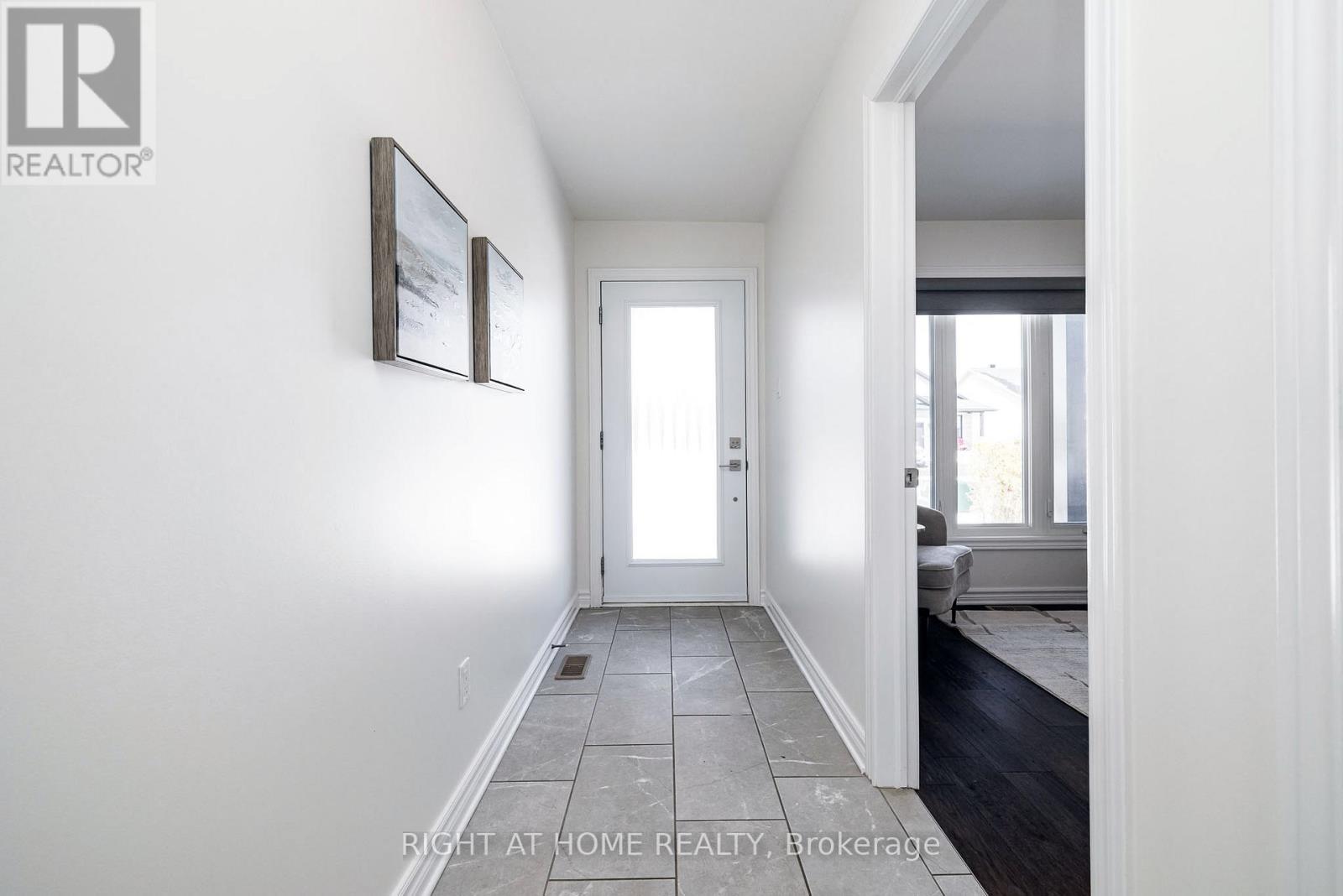 927 Leishman Drive, Mississippi Mills, Ontario  K0A 1A0 - Photo 3 - X12898374