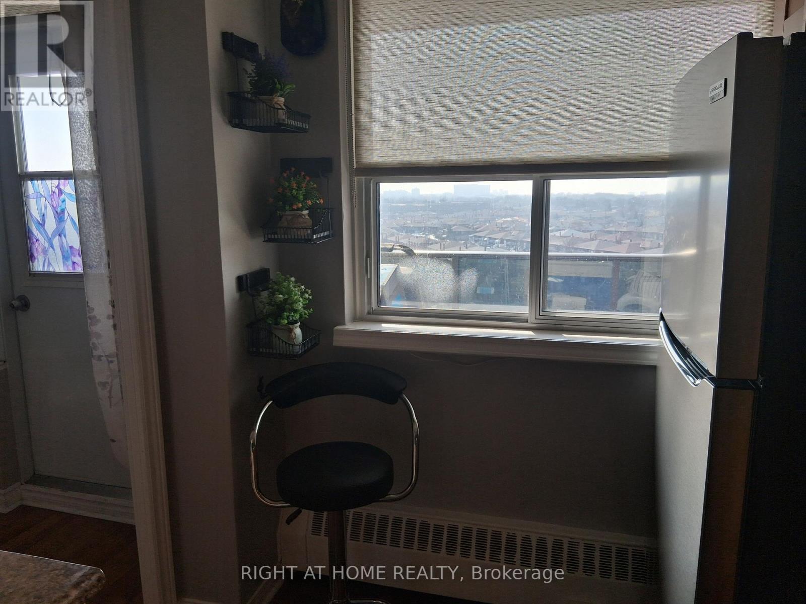 1010 - 235 Grandravine Drive, Toronto (Glenfield-Jane Heights), Ontario  M3N 1J2 - Photo 15 - W12859560