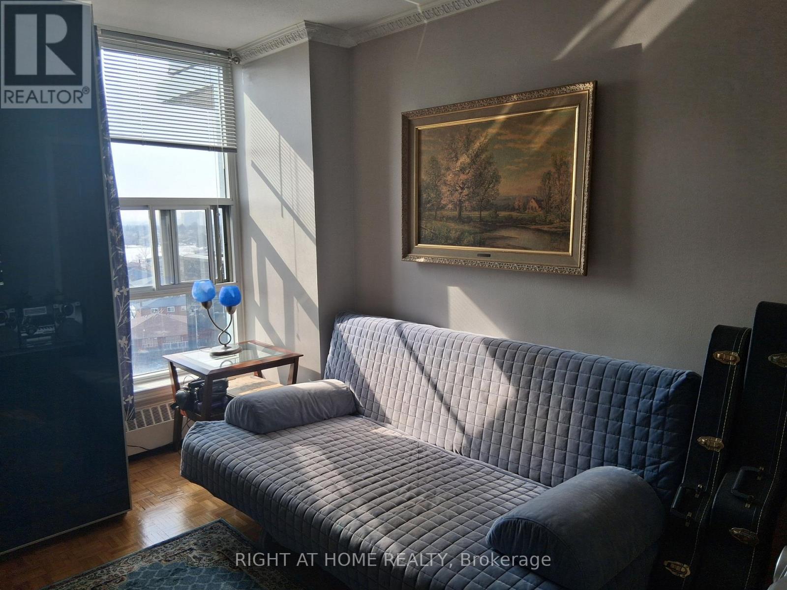 1010 - 235 Grandravine Drive, Toronto (Glenfield-Jane Heights), Ontario  M3N 1J2 - Photo 28 - W12859560