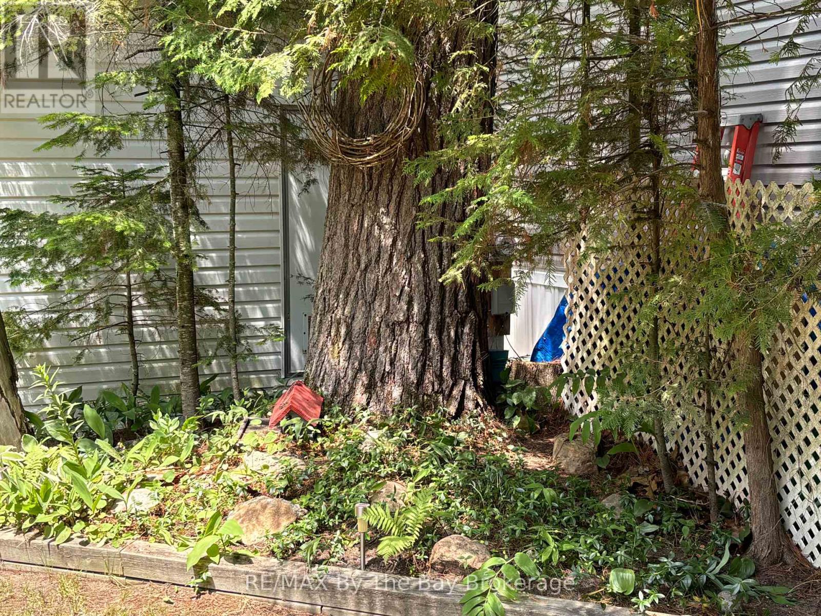 154 - 85 Theme Park Drive, Wasaga Beach, Ontario  L9Z 1X7 - Photo 23 - S12898318