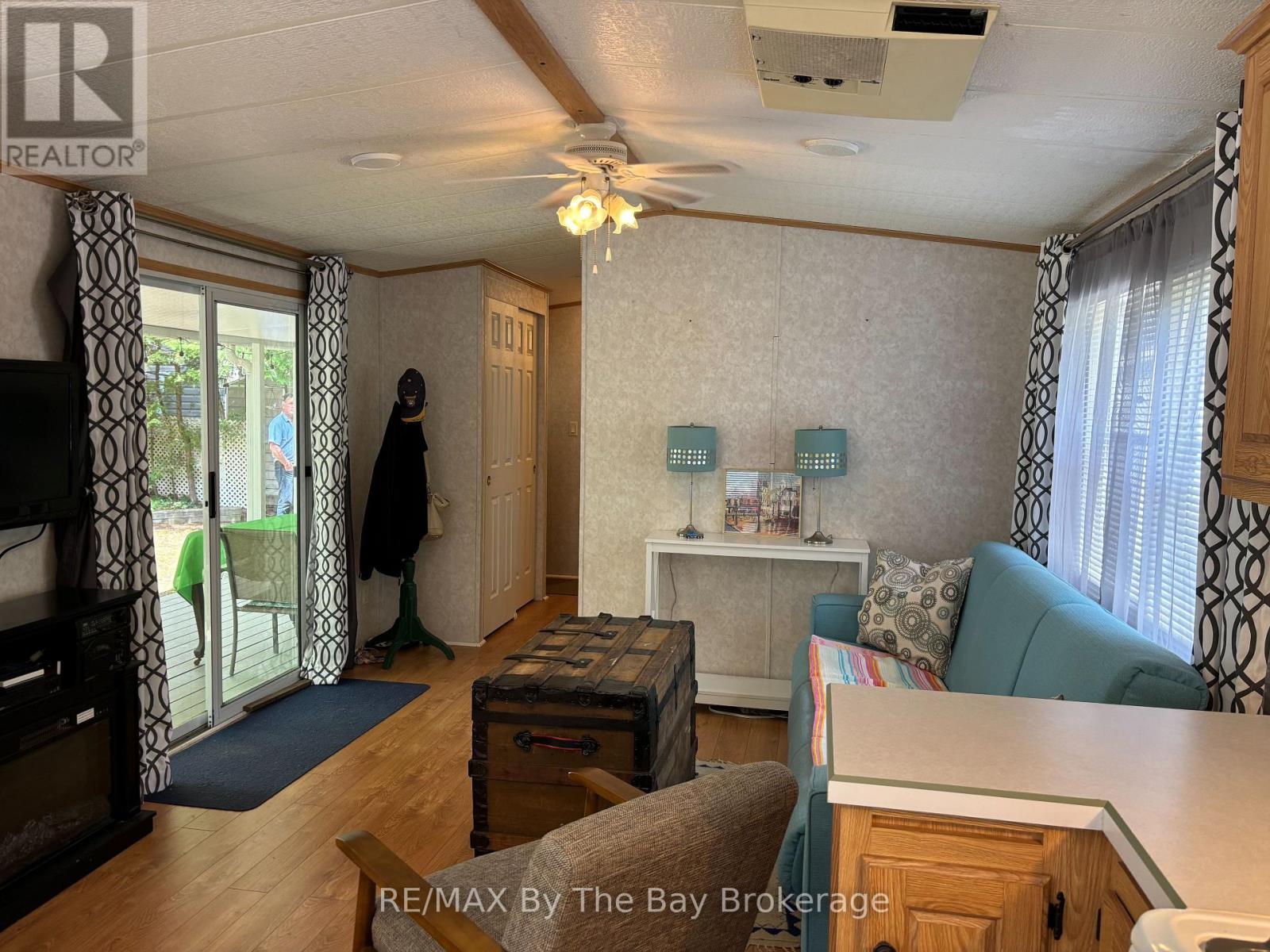 154 - 85 Theme Park Drive, Wasaga Beach, Ontario  L9Z 1X7 - Photo 27 - S12898318