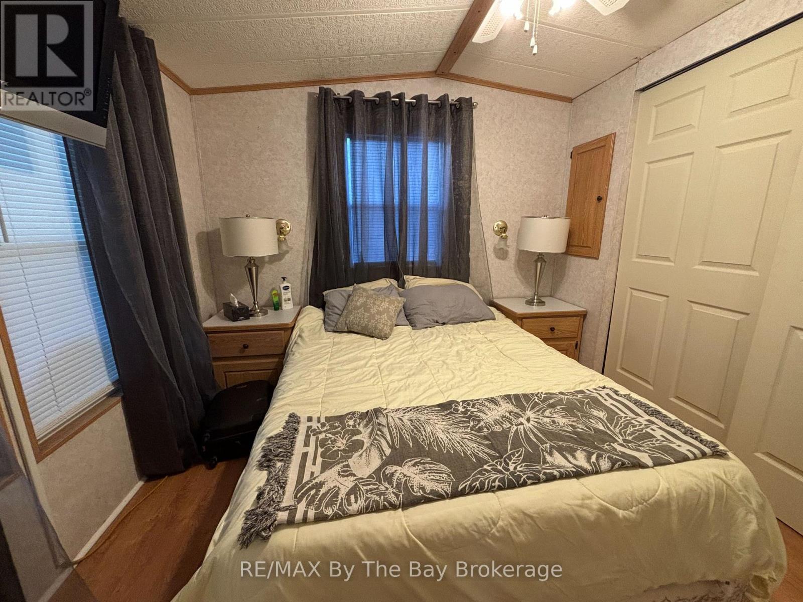 154 - 85 Theme Park Drive, Wasaga Beach, Ontario  L9Z 1X7 - Photo 33 - S12898318