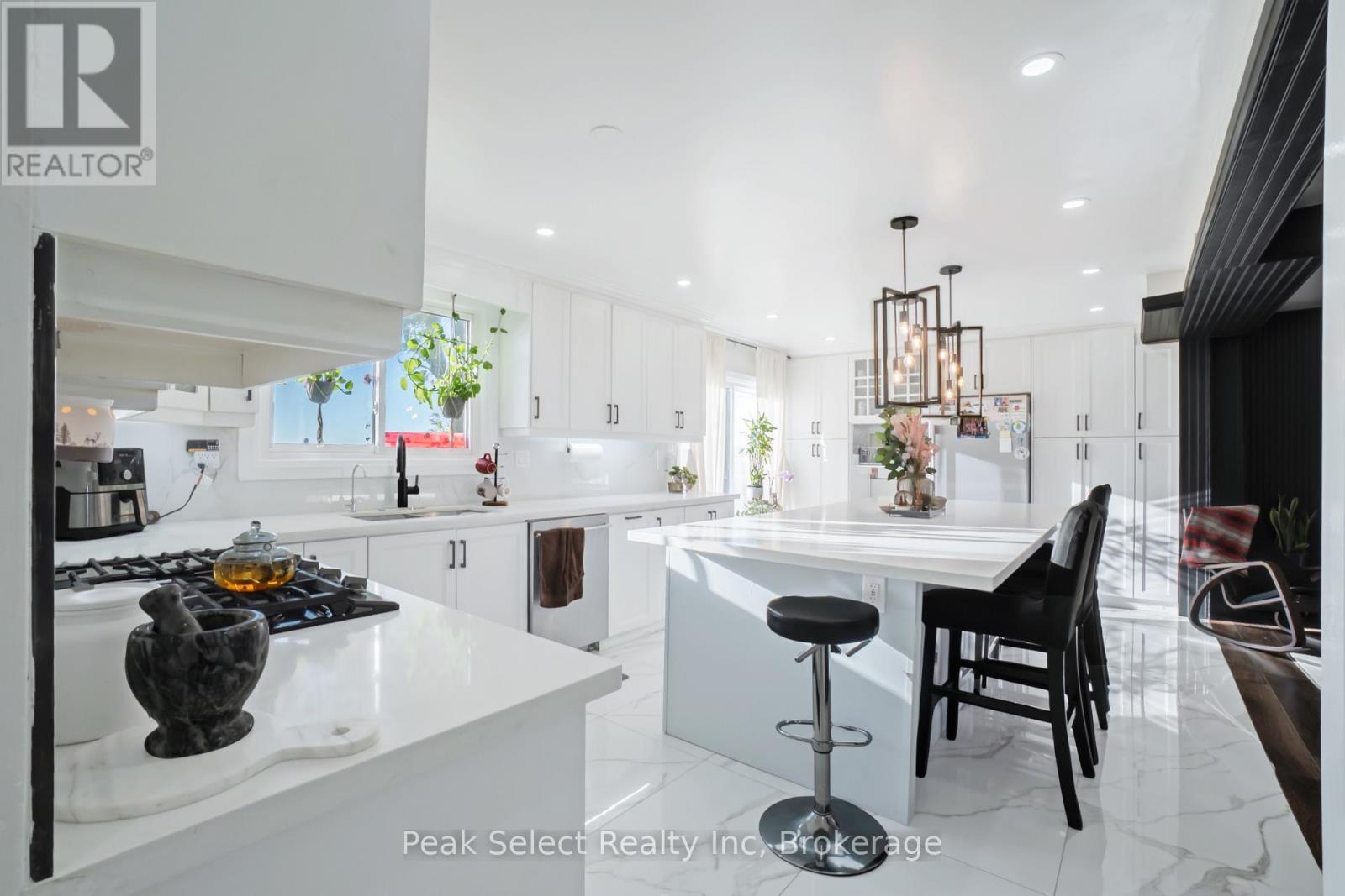 1982 Road 163, Perth South, Ontario  N4X 1C4 - Photo 16 - X12898376