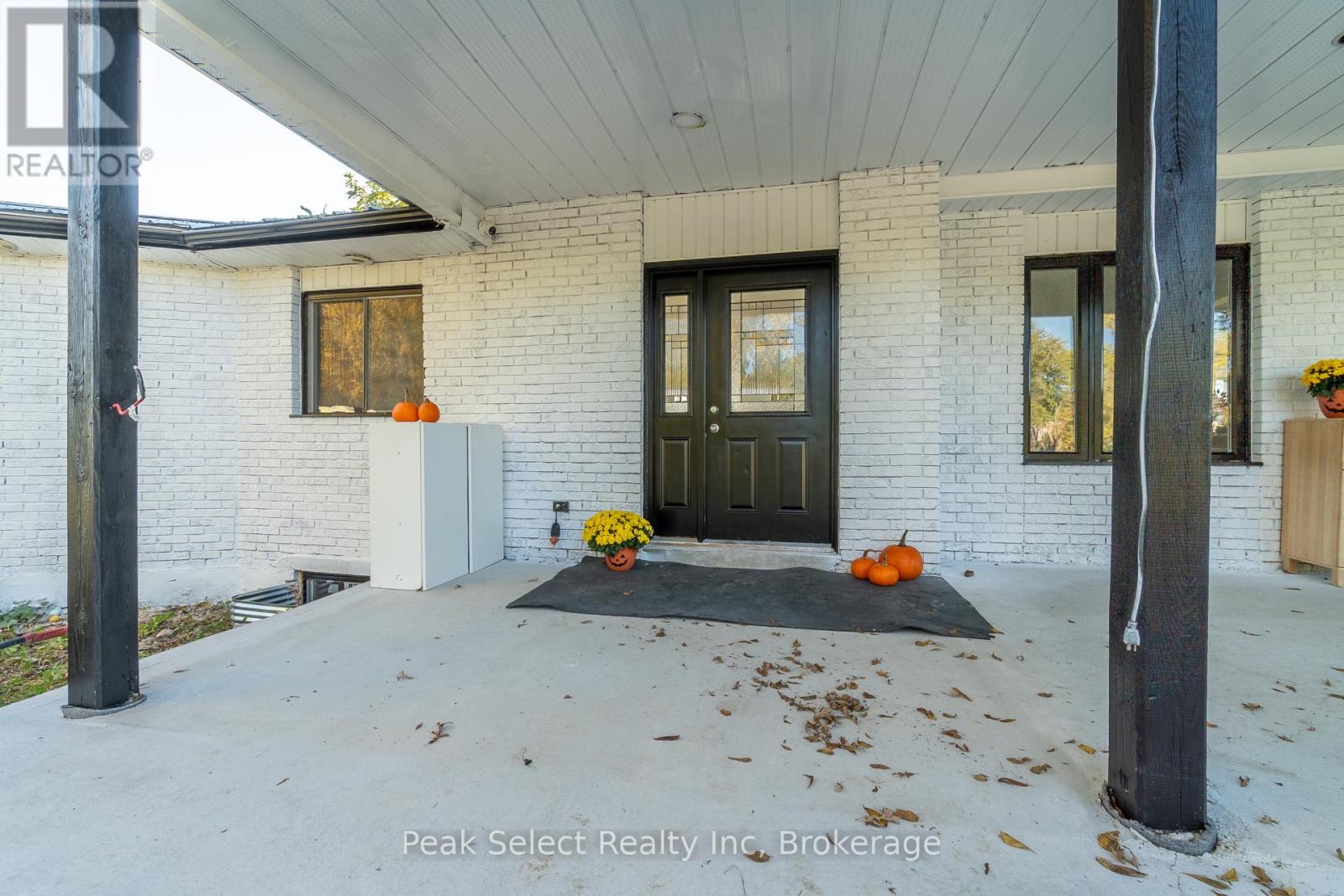 1982 Road 163, Perth South, Ontario  N4X 1C4 - Photo 43 - X12898376