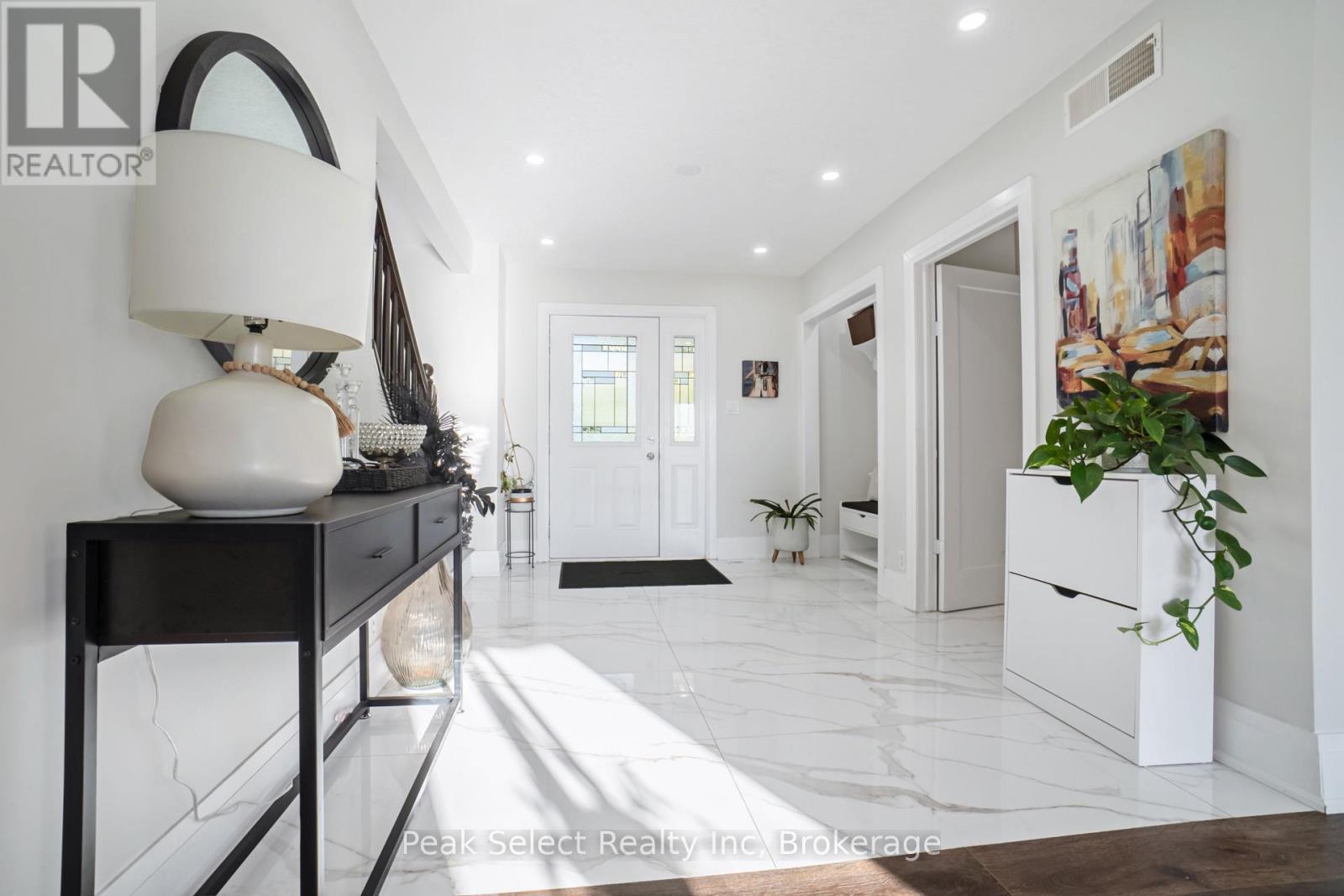 1982 Road 163, Perth South, Ontario  N4X 1C4 - Photo 5 - X12898376