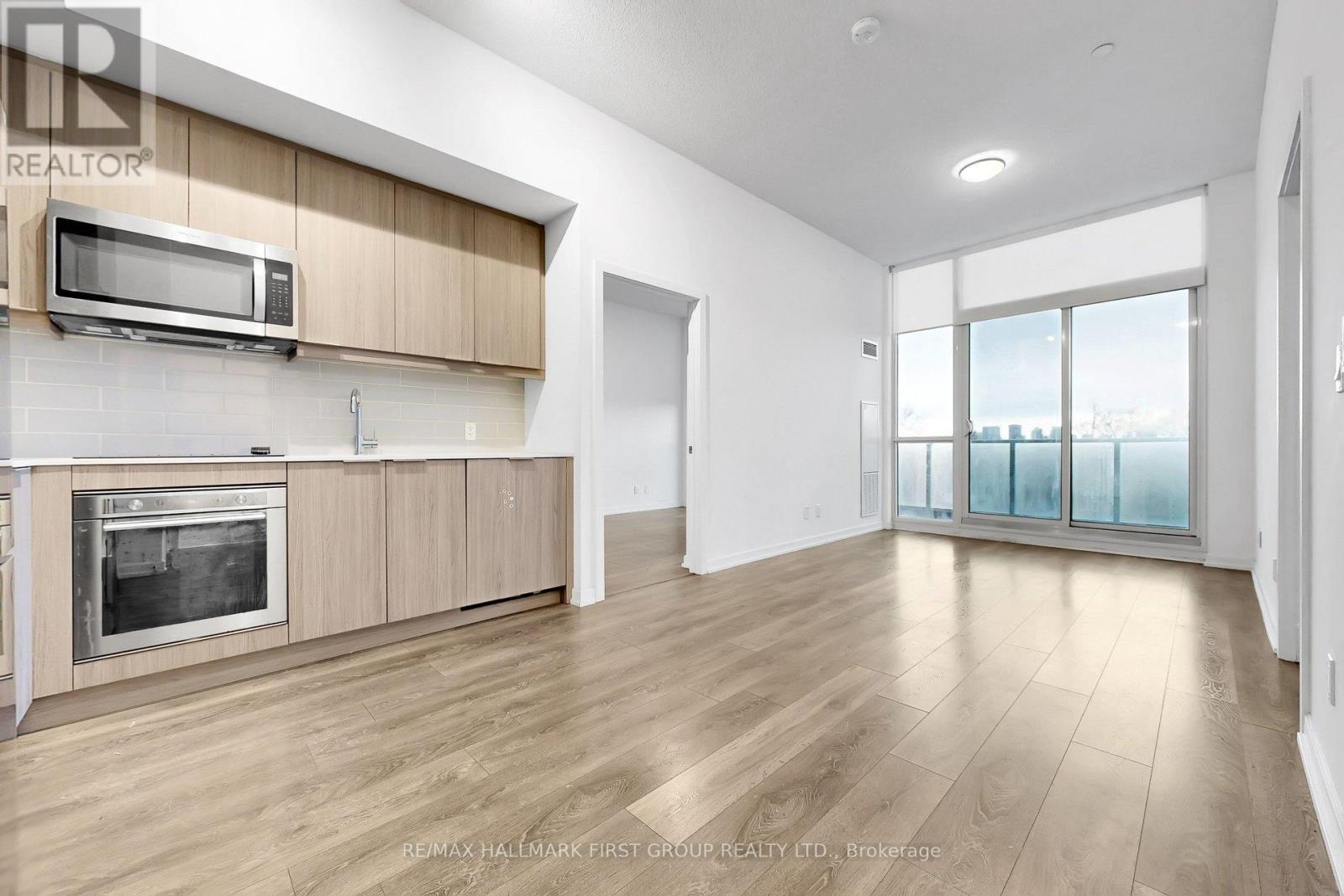 108 - 36 Forest Manor Road, Toronto, Ontario  M2J 1M1 - Photo 3 - C12898360