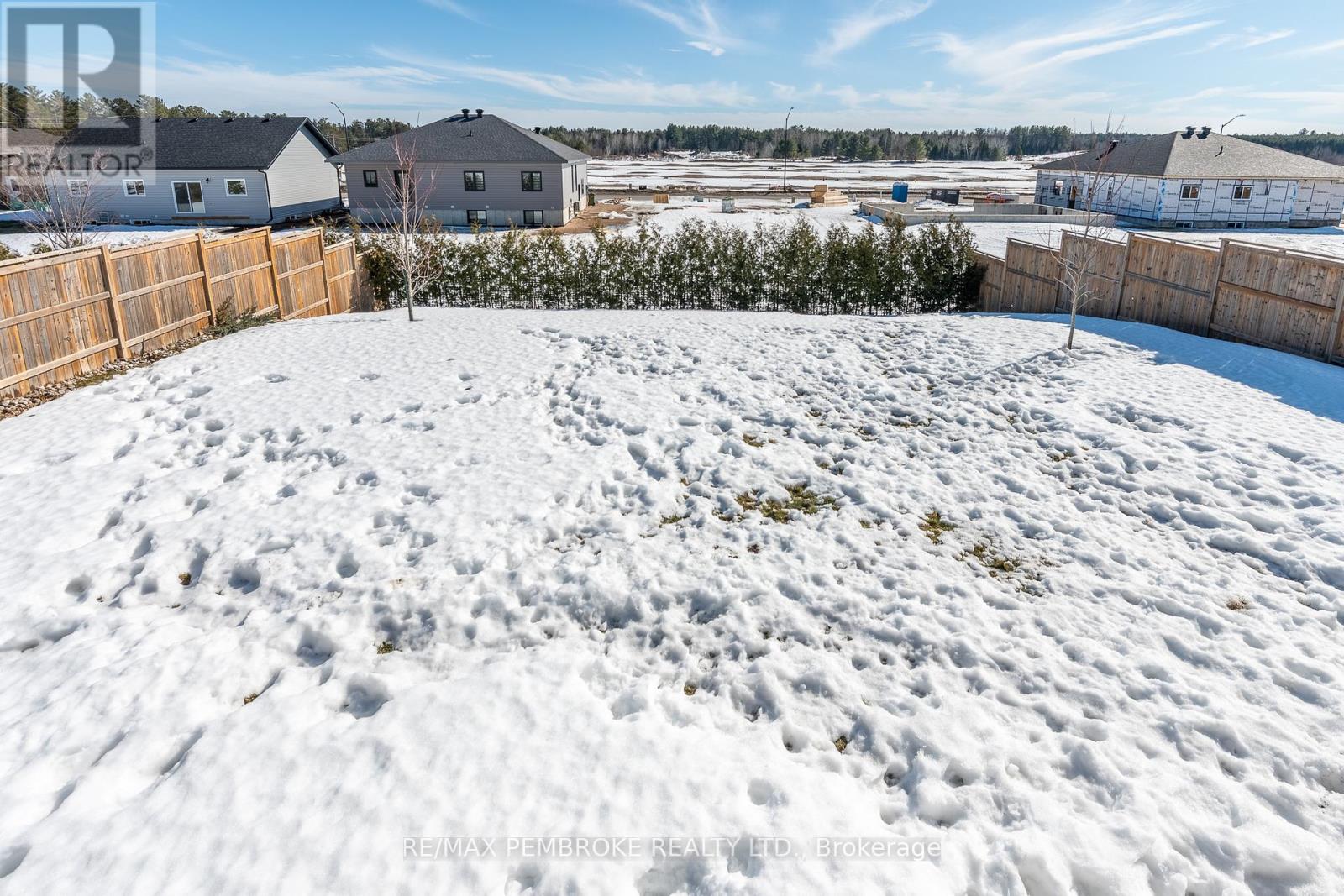 77 Noble Crescent, Petawawa, Ontario  K8H 0G1 - Photo 47 - X12898370