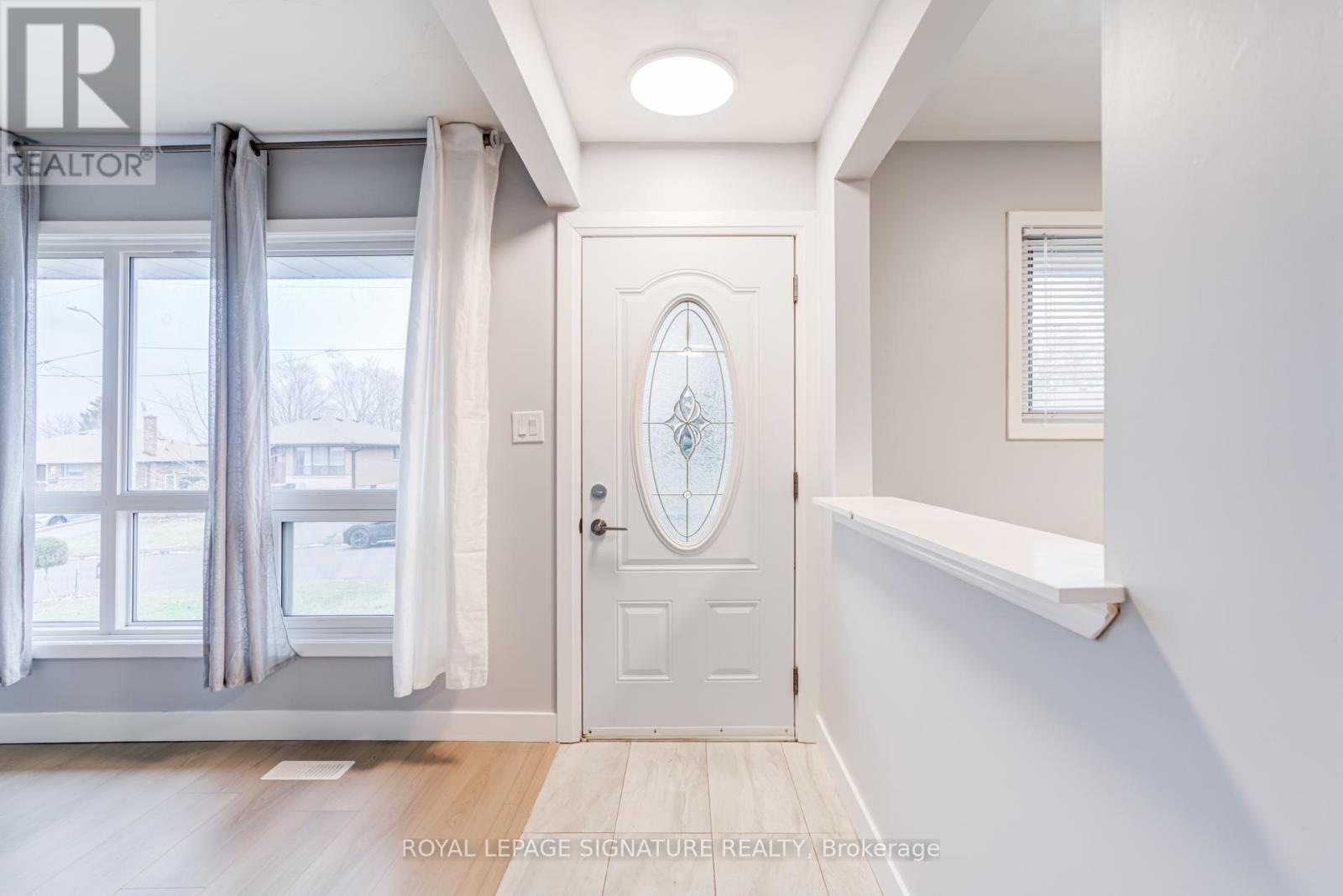 Main - 368 Sharon Avenue, Oshawa, Ontario  L1H 3T1 - Photo 4 - E12883406