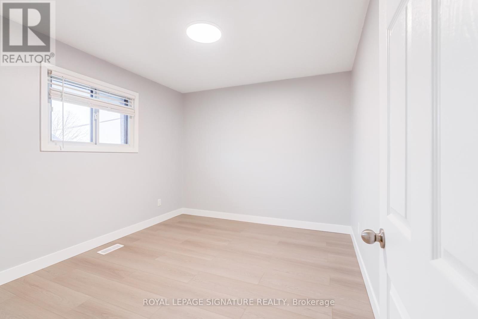 Main - 368 Sharon Avenue, Oshawa, Ontario  L1H 3T1 - Photo 12 - E12883406