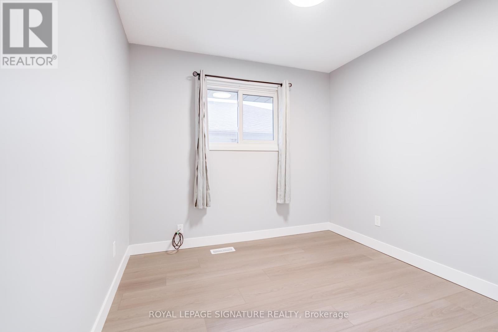 Main - 368 Sharon Avenue, Oshawa, Ontario  L1H 3T1 - Photo 16 - E12883406