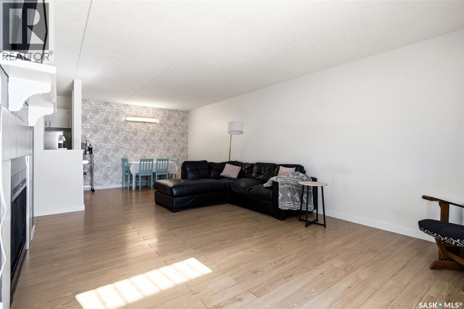 126 Gore Place, Regina, Saskatchewan  S4T 7S4 - Photo 5 - SK030822