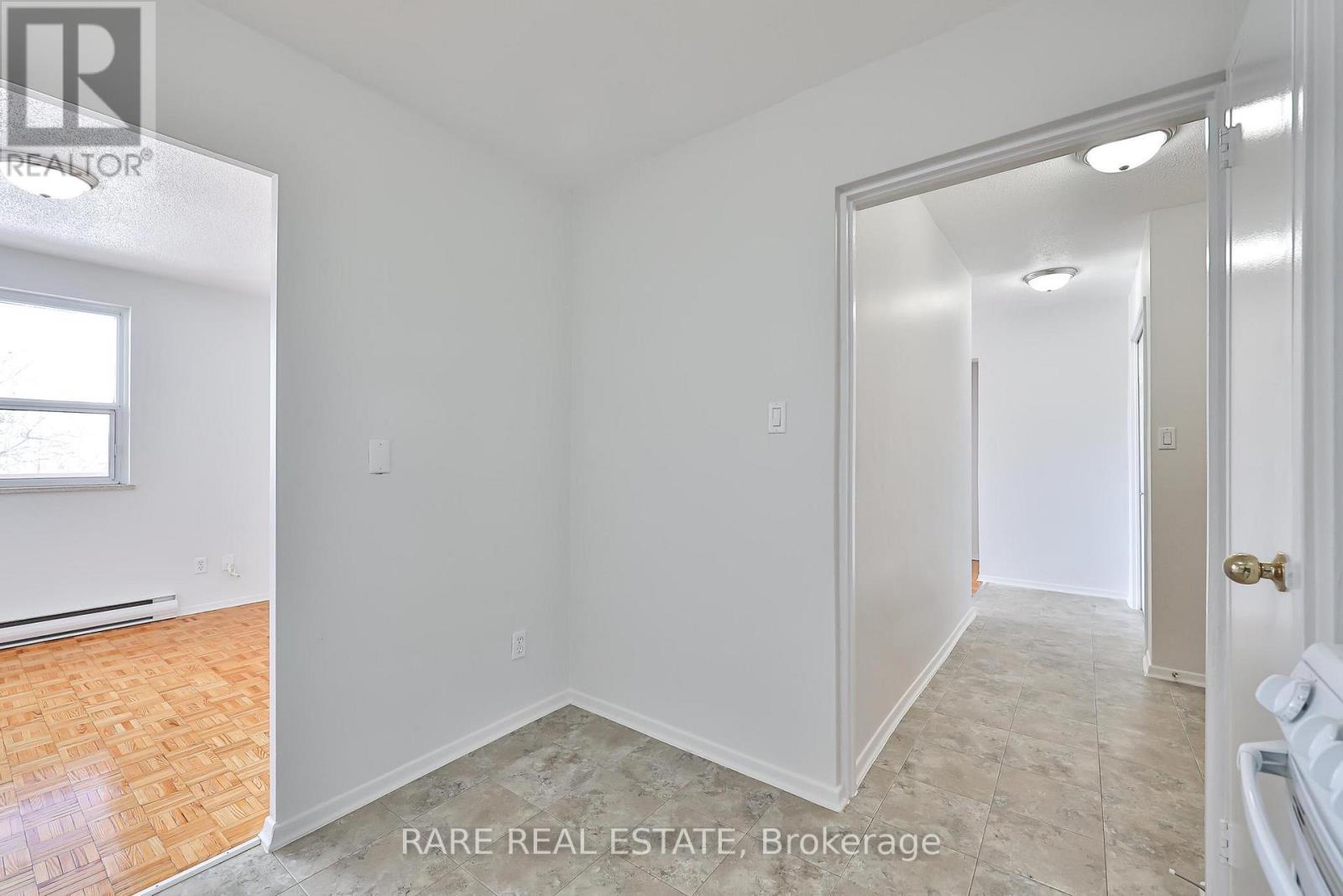 305 - 49 Wellington Street, Port Hope, Ontario  L1A 2M5 - Photo 6 - X12898320