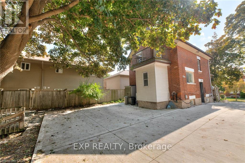 50 Walnut Street, Kitchener, Ontario  N2G 1P6 - Photo 23 - X12898350