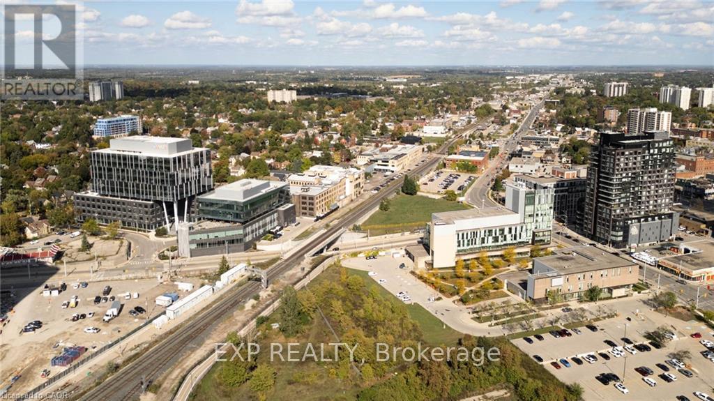 50 Walnut Street, Kitchener, Ontario  N2G 1P6 - Photo 33 - X12898350