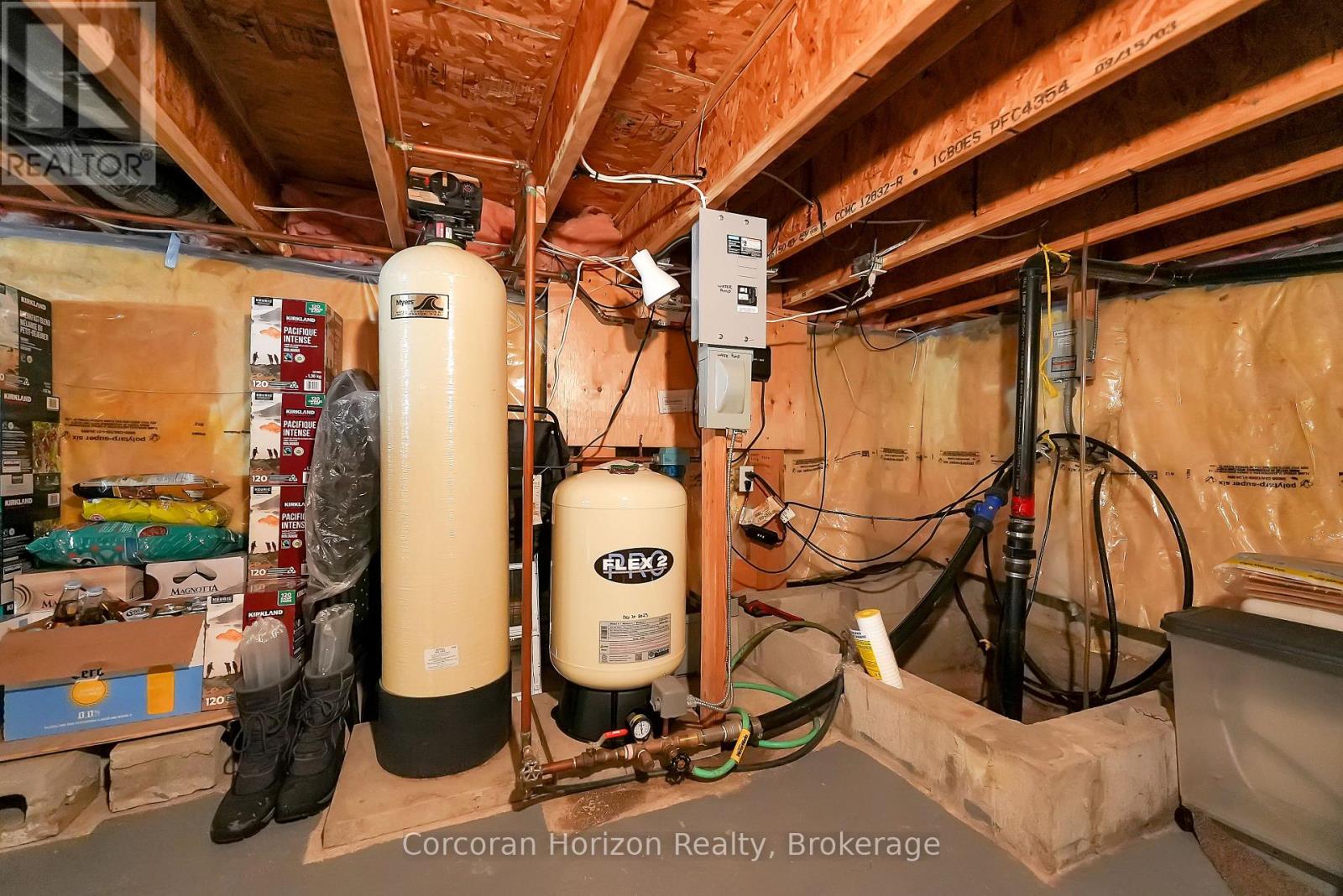 8 Goodman Road, Kawartha Lakes, Ontario  K0M 1N0 - Photo 36 - X12896962