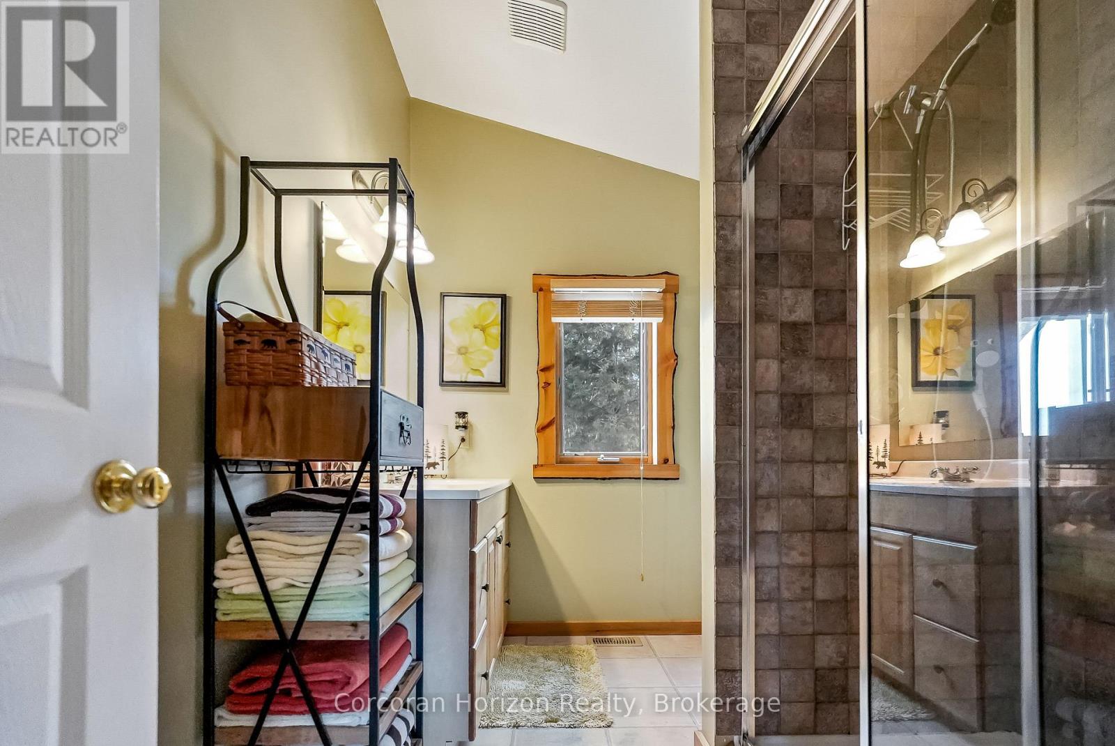 8 Goodman Road, Kawartha Lakes, Ontario  K0M 1N0 - Photo 25 - X12896962