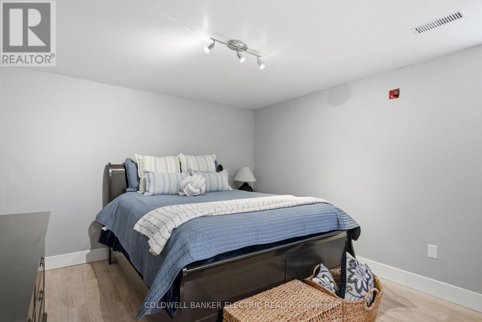 5 Church Street S, Brock, Ontario  L0C 1H0 - Photo 22 - N12890108