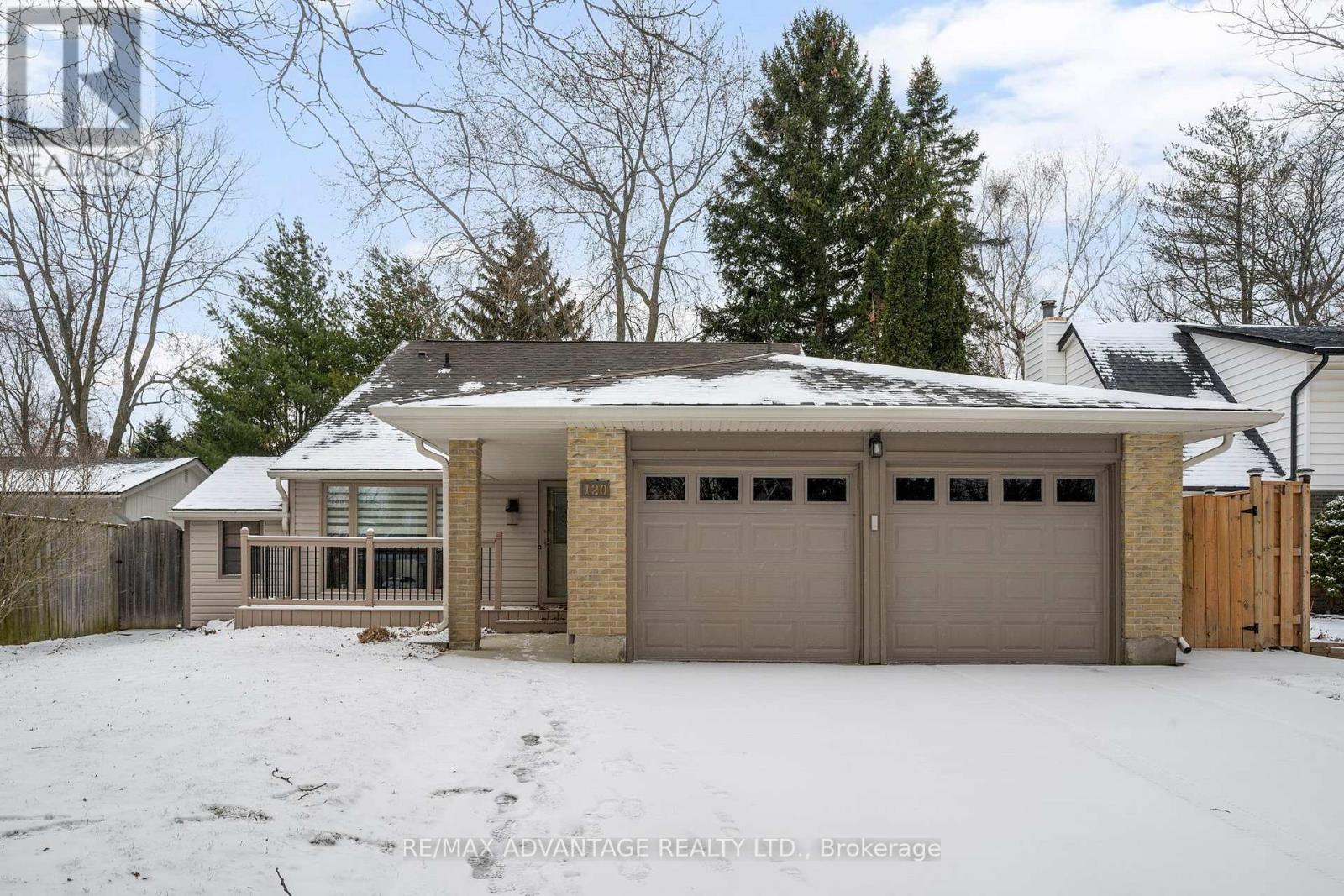 120 Edgehill Crescent, London North (North F), Ontario  N6G 2T4 - Photo 2 - X12898420