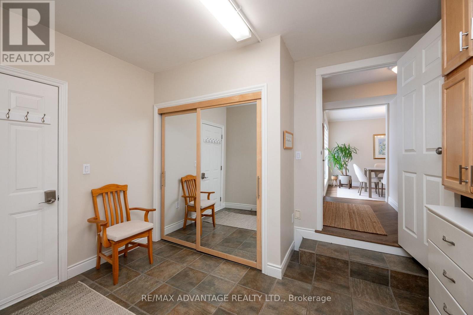 120 Edgehill Crescent, London North (North F), Ontario  N6G 2T4 - Photo 25 - X12898420