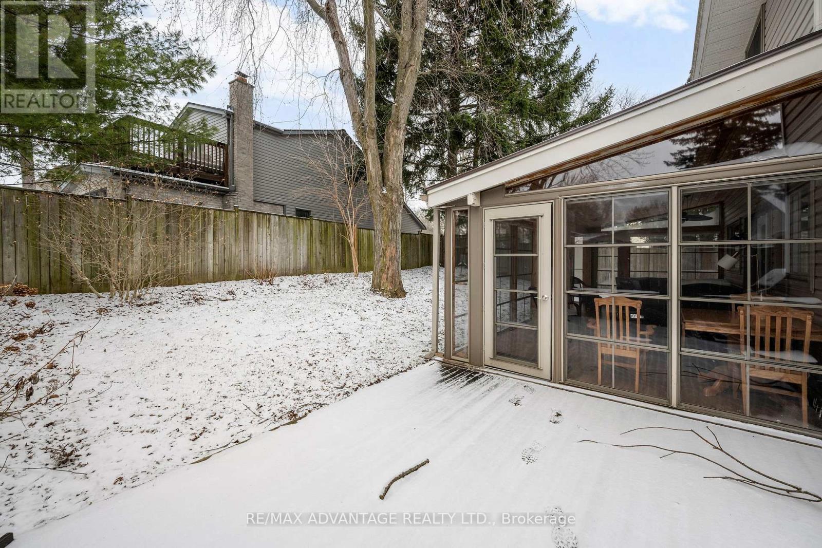 120 Edgehill Crescent, London North (North F), Ontario  N6G 2T4 - Photo 36 - X12898420