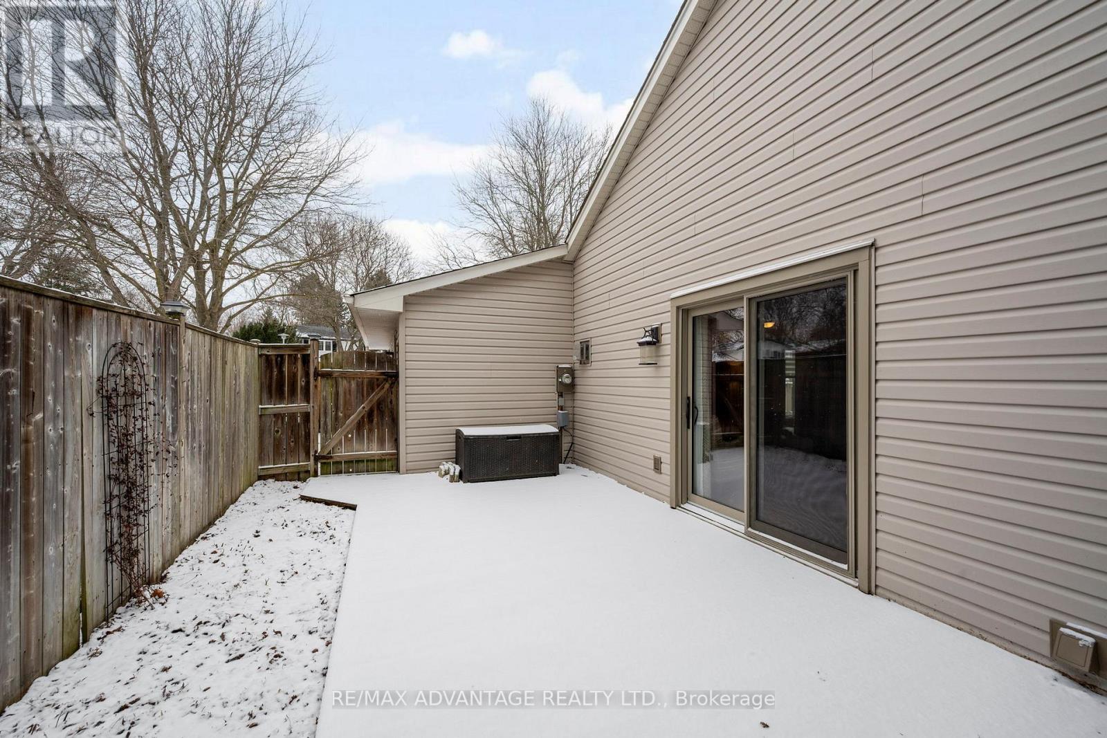 120 Edgehill Crescent, London North (North F), Ontario  N6G 2T4 - Photo 40 - X12898420
