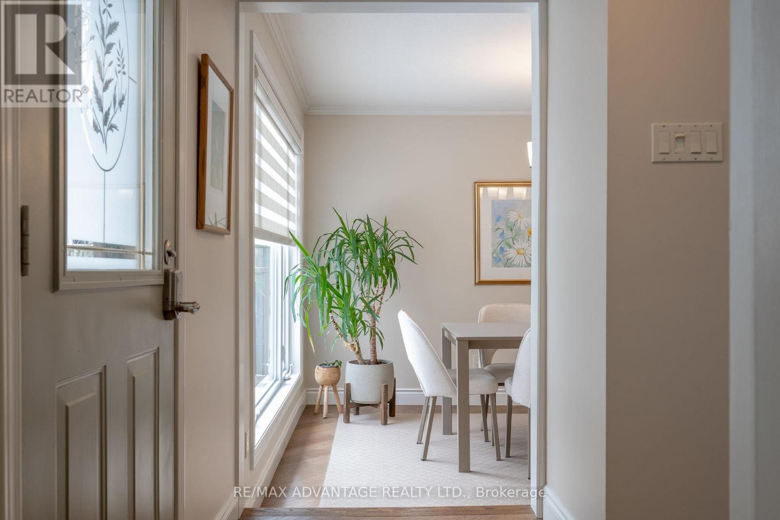 120 Edgehill Crescent, London North (North F), Ontario  N6G 2T4 - Photo 9 - X12898420