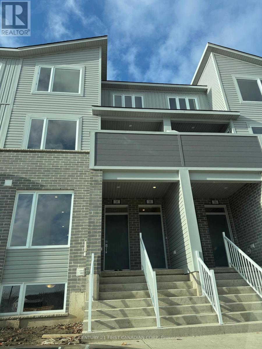36 - 925 Deveron Crescent, London South, Ontario  N5Z 5C5 - Photo 1 - X12898426