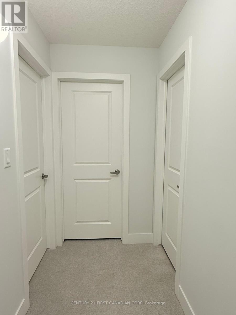 36 - 925 Deveron Crescent, London South, Ontario  N5Z 5C5 - Photo 13 - X12898426