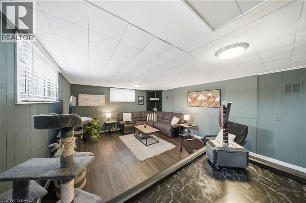 8 Carlyle Street, Brantford, Ontario  N3T 2C1 - Photo 25 - 40812471