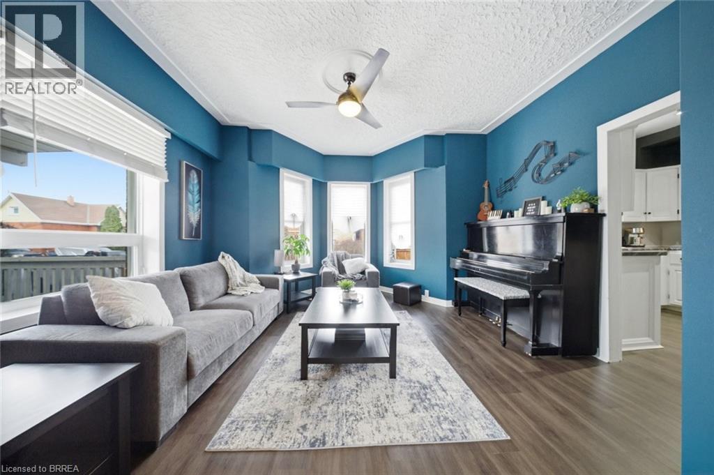 8 Carlyle Street, Brantford, Ontario  N3T 2C1 - Photo 5 - 40812471