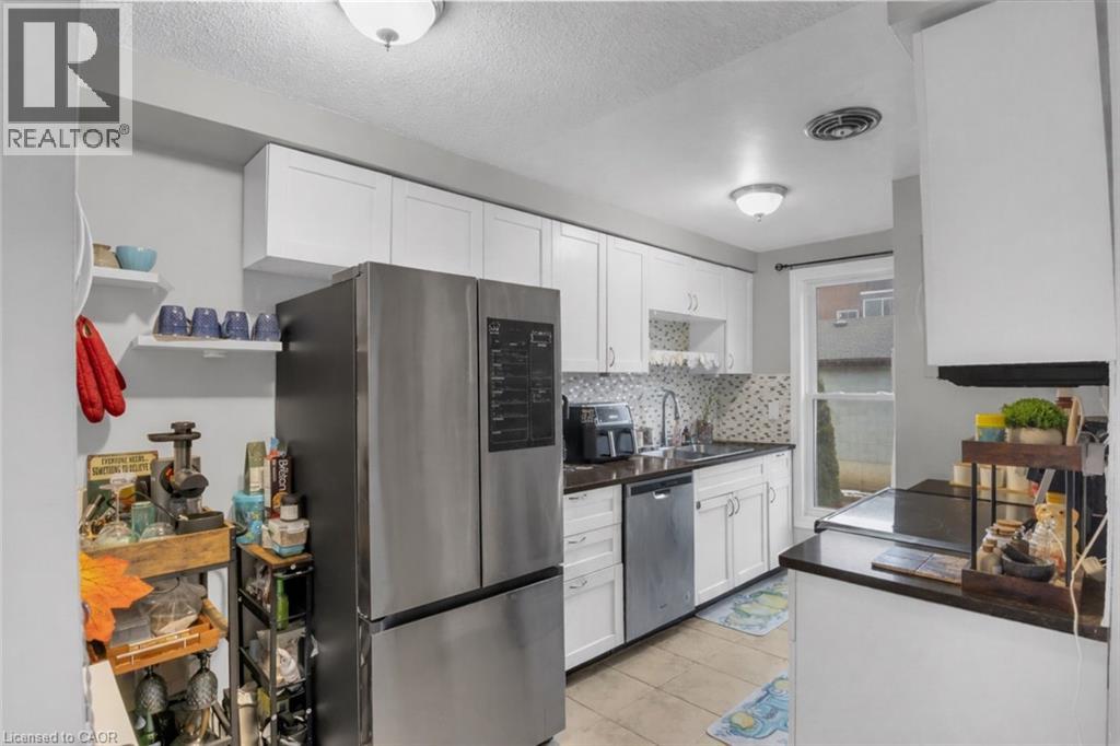 35 Breckenridge Drive Unit# 57, Kitchener, Ontario  N2B 3H5 - Photo 5 - 40812374