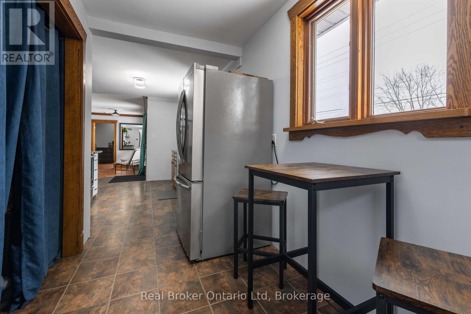 122327 Grey 5 Road, Georgian Bluffs, Ontario  N4K 5N5 - Photo 24 - X12898422