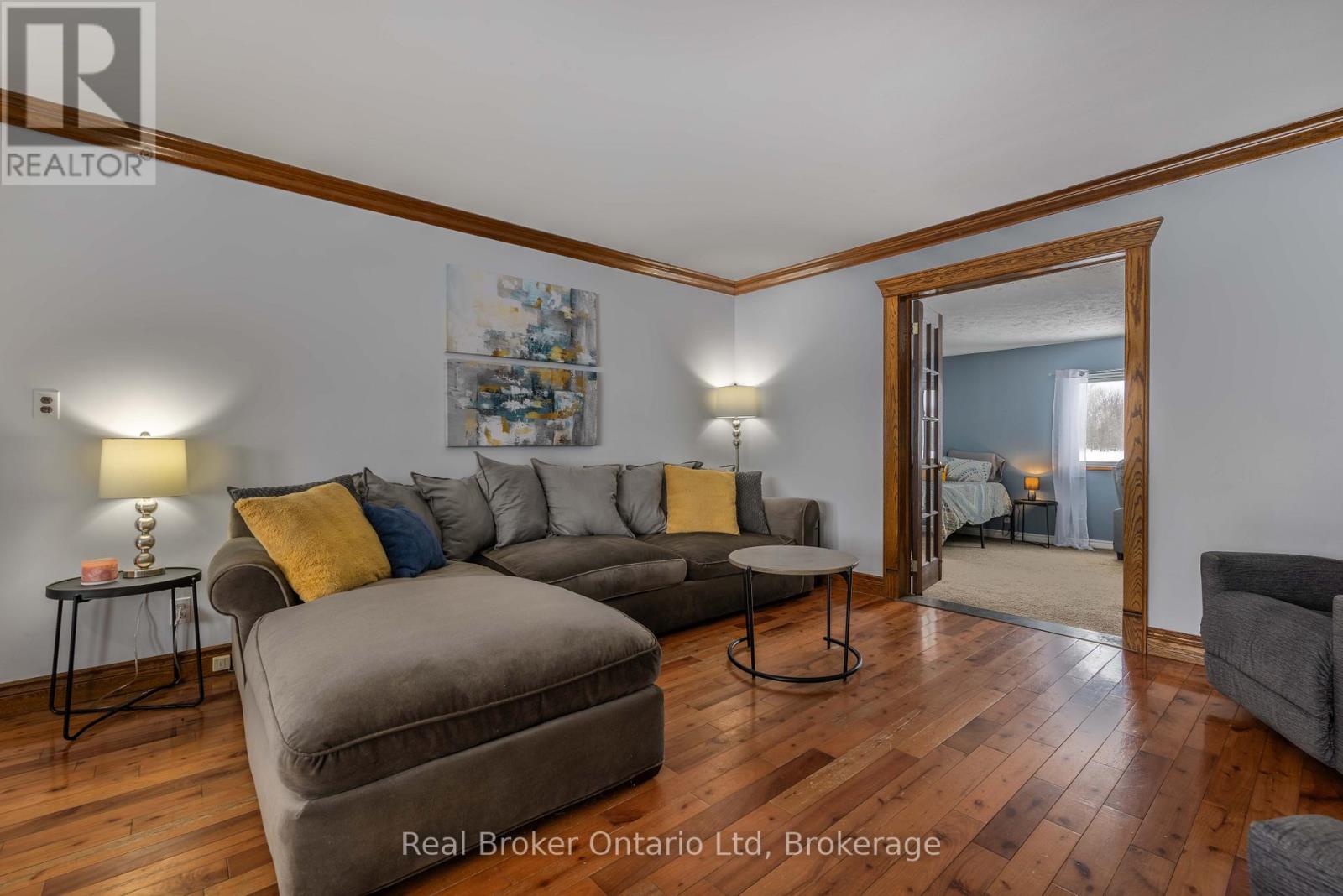 122327 Grey 5 Road, Georgian Bluffs, Ontario  N4K 5N5 - Photo 8 - X12898422