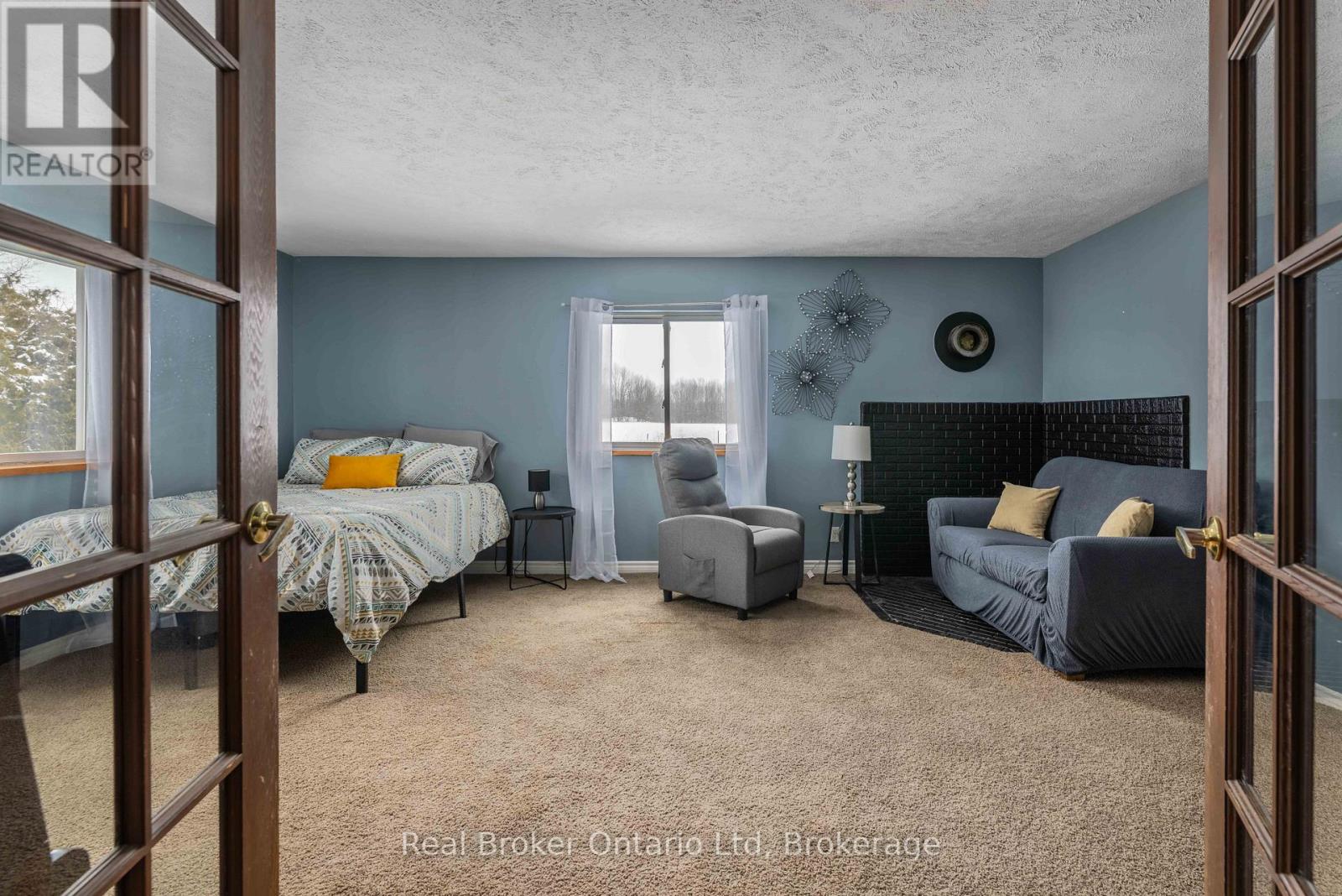 122327 Grey 5 Road, Georgian Bluffs, Ontario  N4K 5N5 - Photo 9 - X12898422