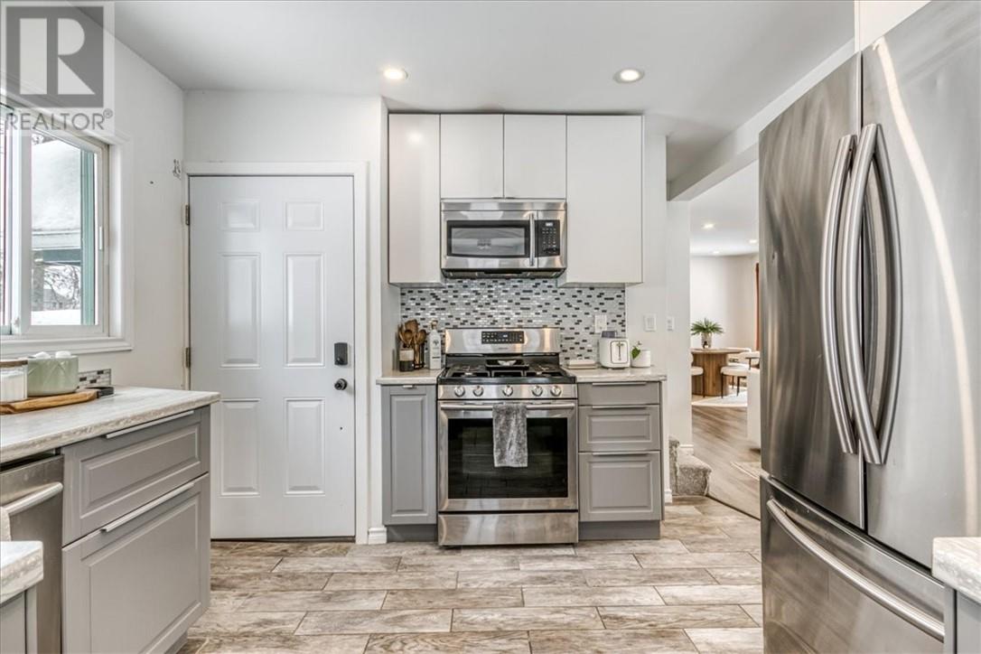 904 Howey Drive, Greater Sudbury, Ontario  P3B 1H4 - Photo 11 - 2126841