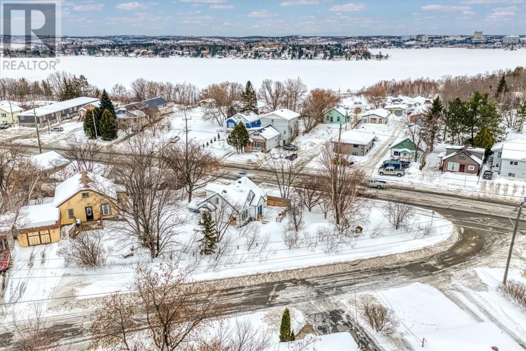 904 Howey Drive, Greater Sudbury, Ontario  P3B 1H4 - Photo 37 - 2126841