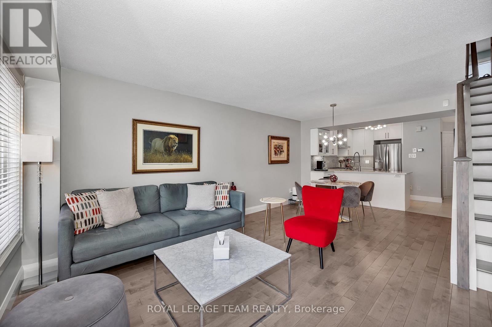 78 Grammercy Parkway, Ottawa, Ontario  K2C 4E4 - Photo 9 - X12898394