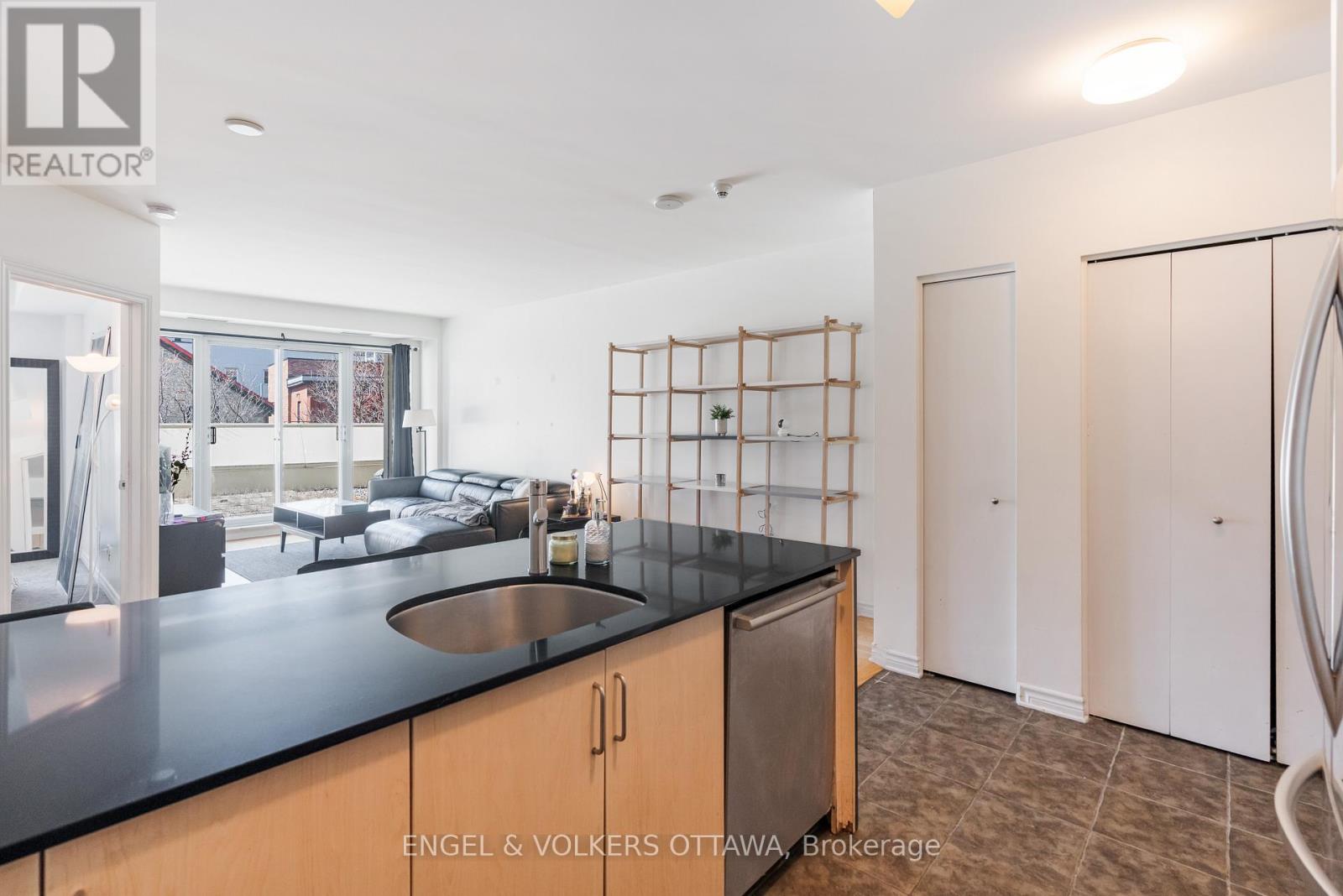 206 - 200 Rideau Street, Ottawa, Ontario  K1N 5Y1 - Photo 10 - X12898400