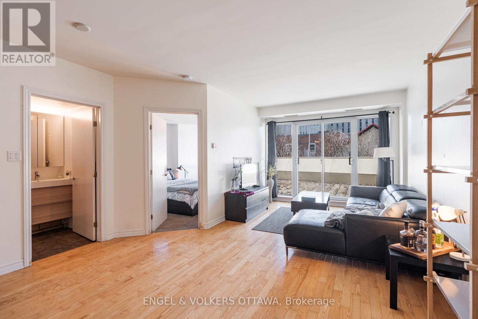 206 - 200 Rideau Street, Ottawa, Ontario  K1N 5Y1 - Photo 12 - X12898400
