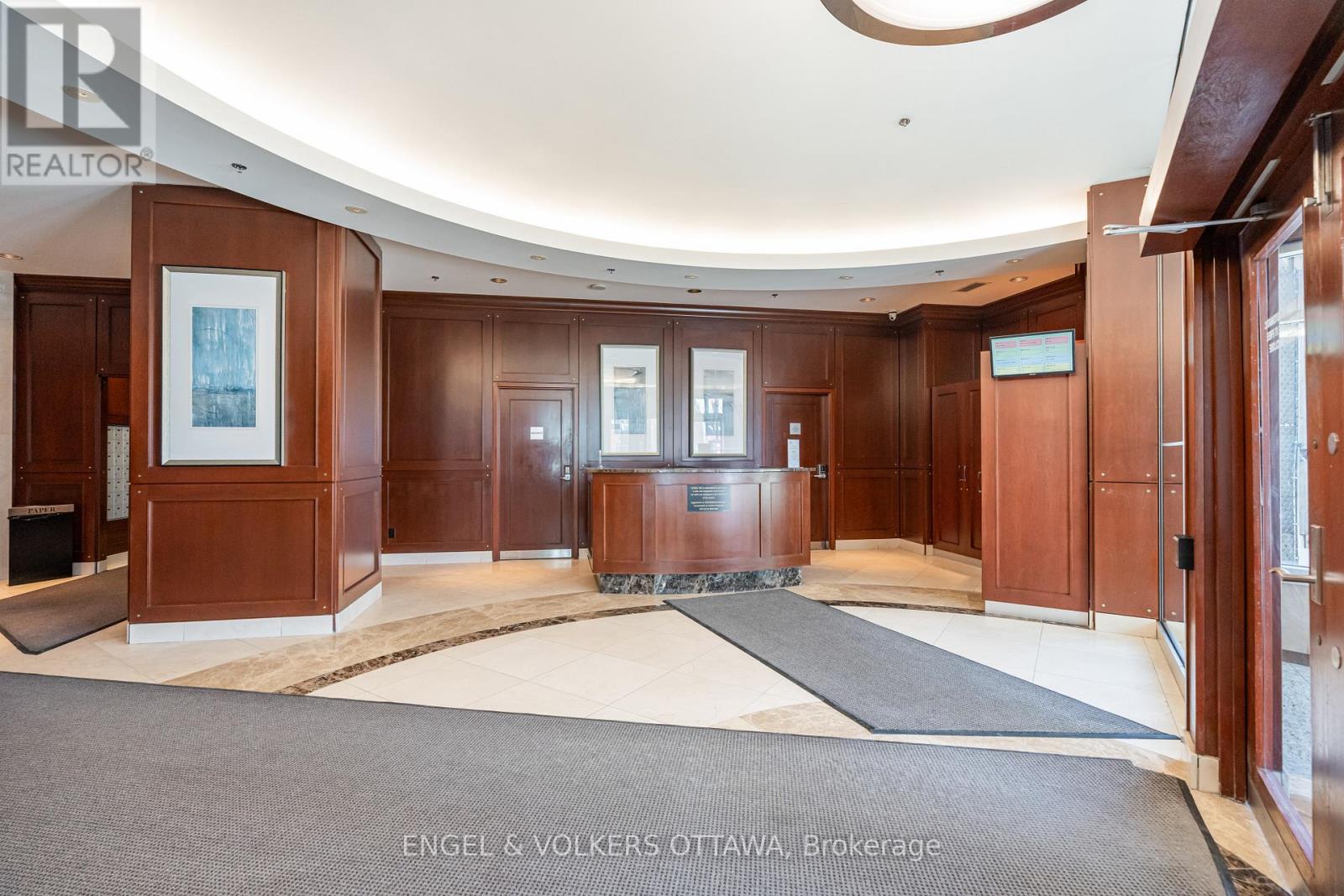 206 - 200 Rideau Street, Ottawa, Ontario  K1N 5Y1 - Photo 3 - X12898400