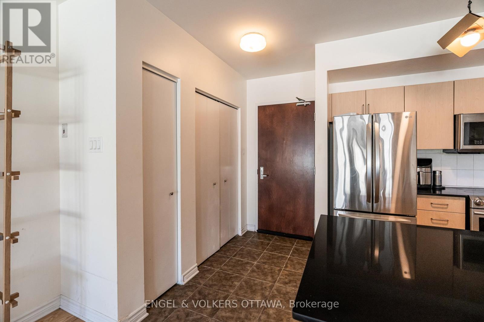 206 - 200 Rideau Street, Ottawa, Ontario  K1N 5Y1 - Photo 6 - X12898400