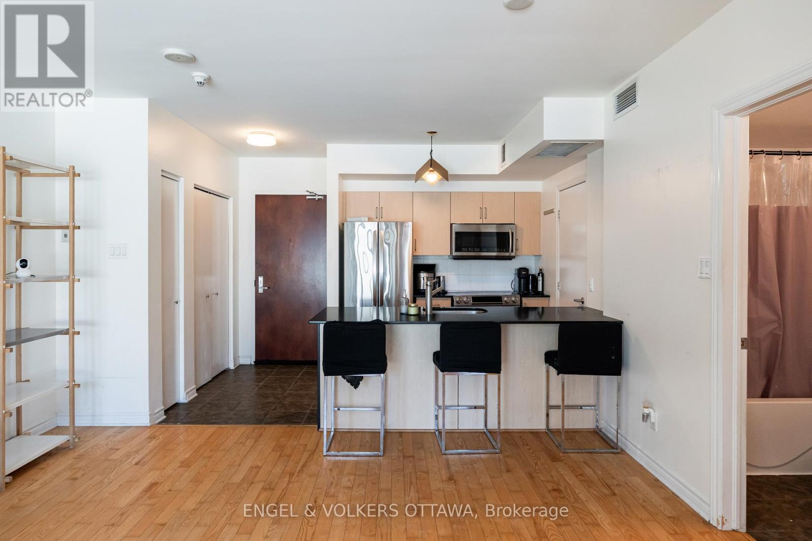 206 - 200 Rideau Street, Ottawa, Ontario  K1N 5Y1 - Photo 7 - X12898400