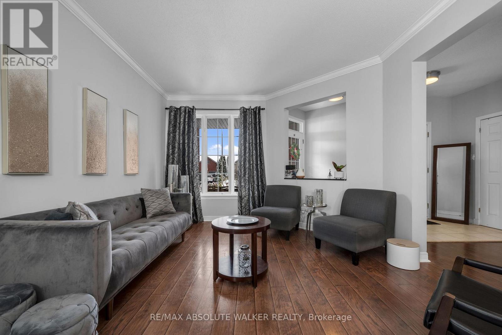 4362 Rainforest Drive, Ottawa, Ontario  K1V 1L4 - Photo 3 - X12898410