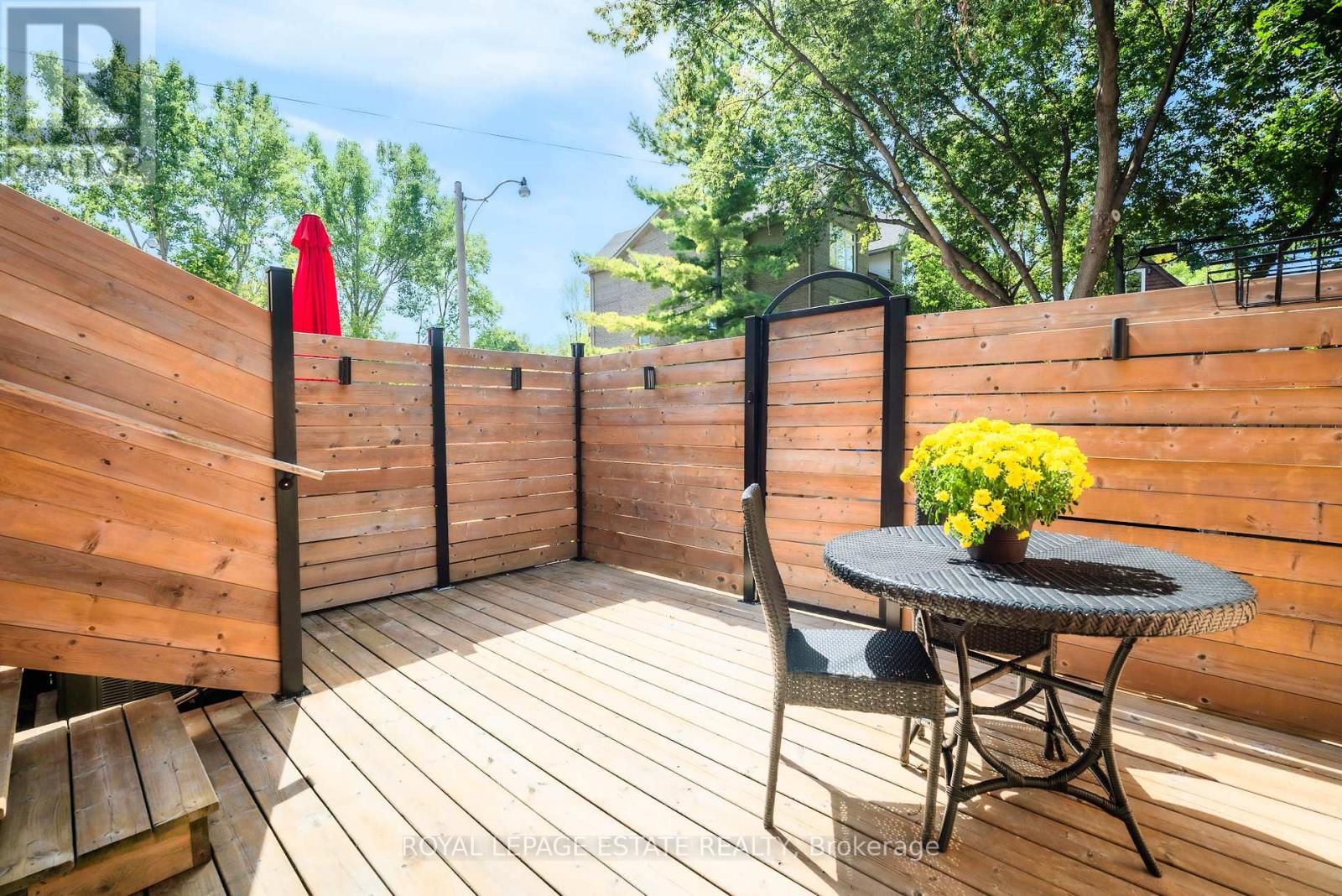 18 Bastedo Avenue, Toronto (Woodbine Corridor), Ontario  M4C 3M7 - Photo 35 - E12898404